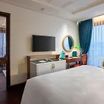 Khách sạn Peridot Grand Luxury Boutique